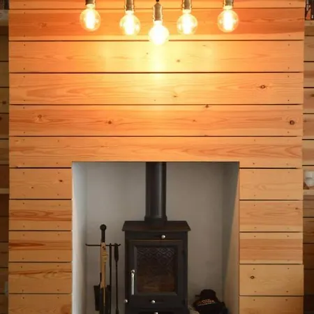 度假居 Modern And Bright 2 Bedroom House With A Garden 布里斯托